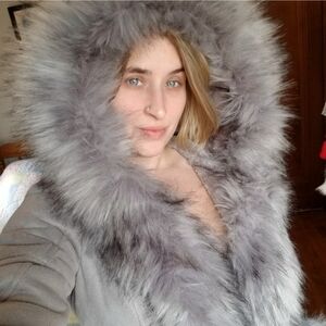 Akira Yukon faux fur coat